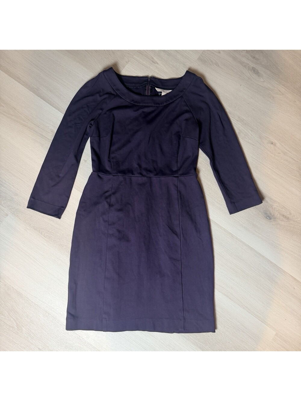 Banana Republic Womens 6 Round Neck 3/4 Sleeve Shift Ponte Dress Vineyard Plum